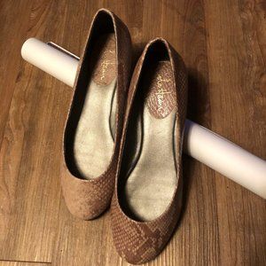 Comfortable Dressy/Casual Women Shoes